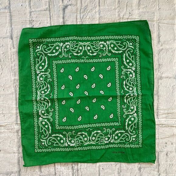 Bandana 100% cotton 6 bundle pack 3 red, 1 green, 2 navy blue - Picture 4 of 5